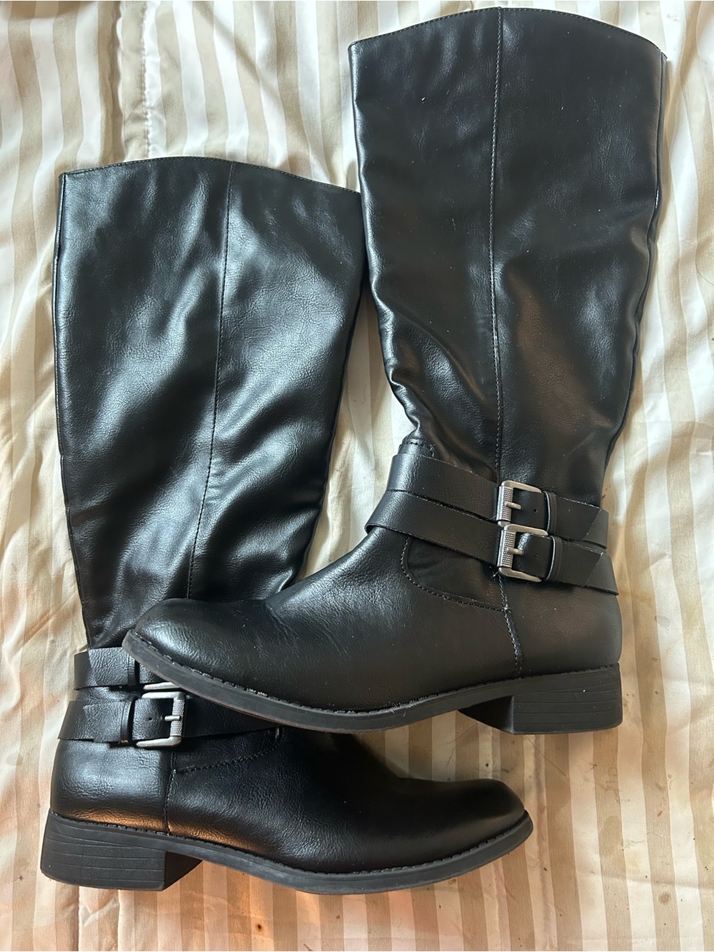 Black Women's Mid-Calf Buckle Boots - Classic Riding Style